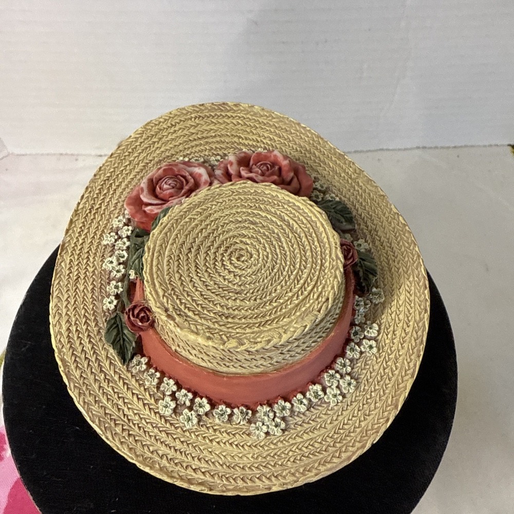 Handpainted Resin Or Clay Round Trinket Box with Roses and Ribbons Rode Inside - Picture 7 of 9